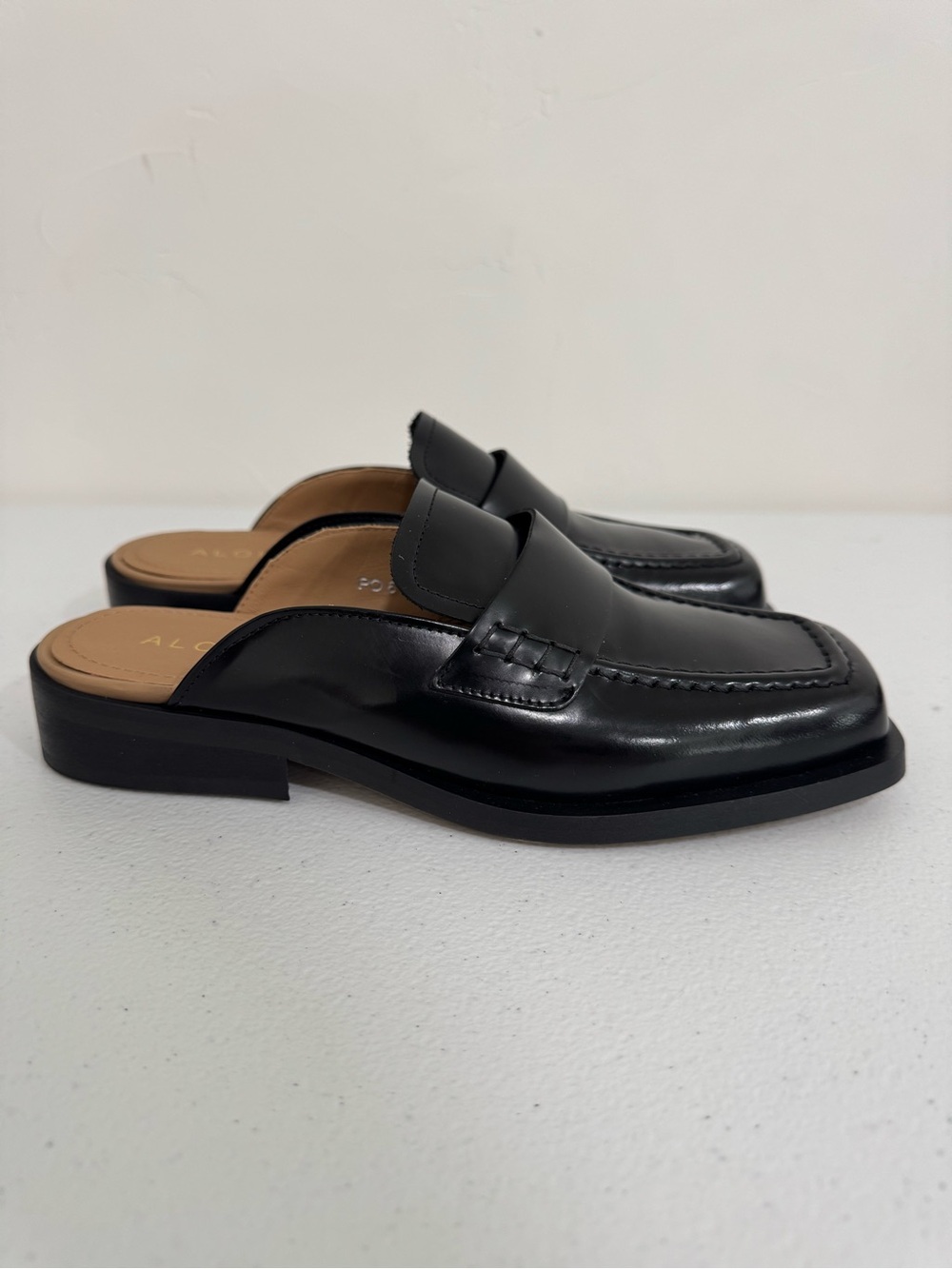 EUC ALOHAS Alfred Black Leather Mule Loafer Women's 38 US 7-7.5 Square Toe - Picture 3 of 12